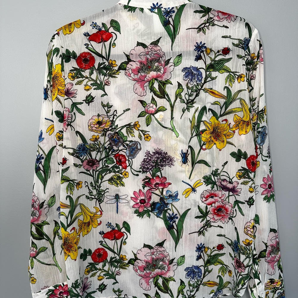 Floral Ruffle Blouse - Delicate and Unique - Picture 11 of 16